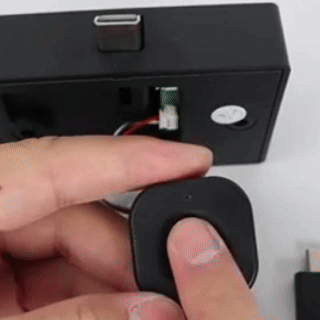 SecureTouch Pro - Cerradura Biométrica Inteligente